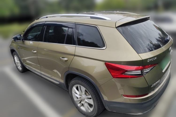 Used Skoda Kodiaq 2017 TSI330 7-Seater Two-Wheel-Drive Luxury Edition
