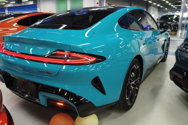 Used  SU7 2024 Four-Wheel Drive Ultra-Long Range Advanced Intelligent Driving Max Edition
