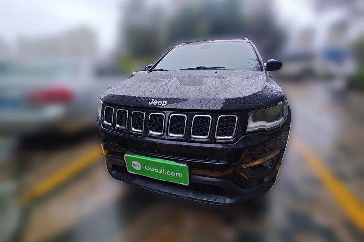 Used  Compass 2017 200T Automatic Family Edition