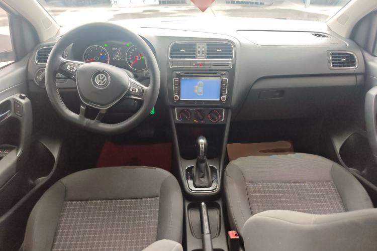 Used Volkswagen Polo 2016 1.6L Automatic Comfort Model
