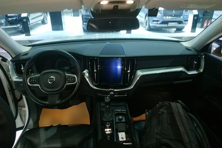 Used Volvo XC60 2018 T4 Zhiyi Edition