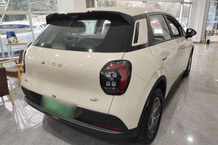 Used AION UT 2025 330 Starlight Edition
