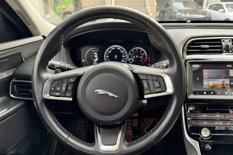 Used Jaguar XEL 2018 2.0T 200 PS Premium Edition
