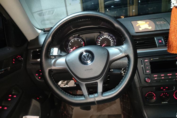 Used Volkswagen Bora 2017 1.6L Manual Fashion Model