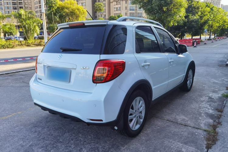 Used Suzuki SX4 2013 1.6L Manual CoolRide Model
