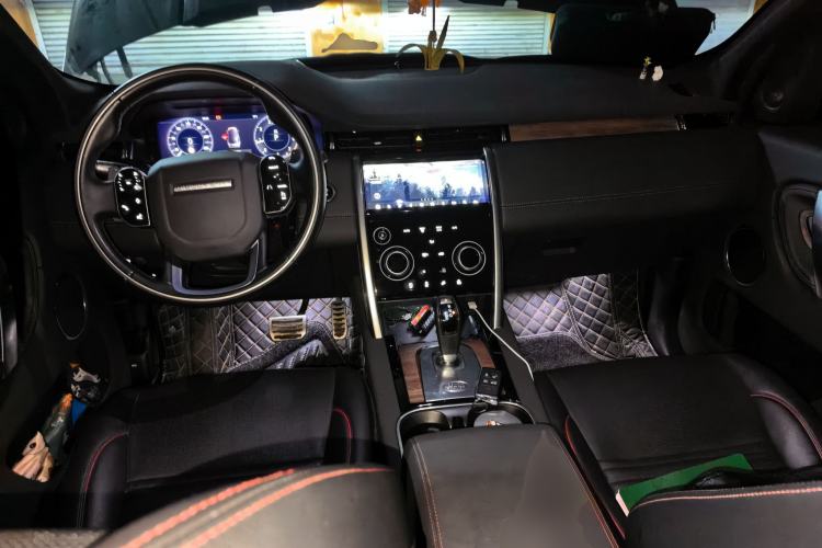 Used Land Rover Discovery Sport 2020 249 PS R-Dynamic Performance Edition
