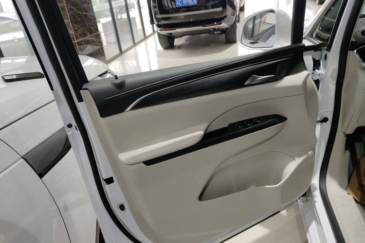 Used Buick GL8 2023 ES Lu Zun Comfort Model
