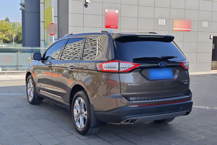 Used Ford Edge 2016 EcoBoost 245 Two-Wheel-Drive Titanium 7-Seater
