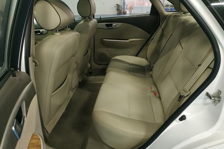 Used Buick Excelle 2015 1.5L Manual Classic Trim
