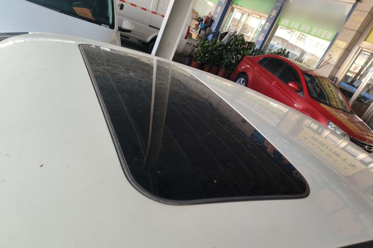 Used Nissan Lannia 2016 1.6L CVT Smart Cool Edition
