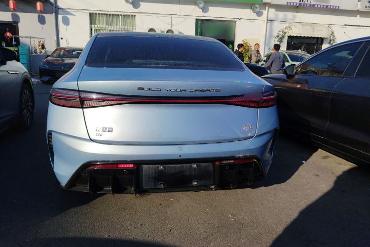 Used BYD Seal 2022 550 km Standard Range Rear-Wheel Drive Prestige Version
