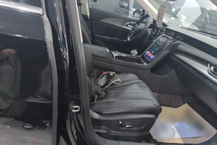 Used Hongqi H5 2023 2.0T Automatic Smart Connect Flagship Edition
