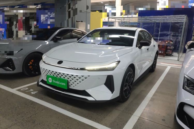 Used Changan UNI-V iDD 2024 Blue Whale Smart Electric iDD 136km ZhiKu Model