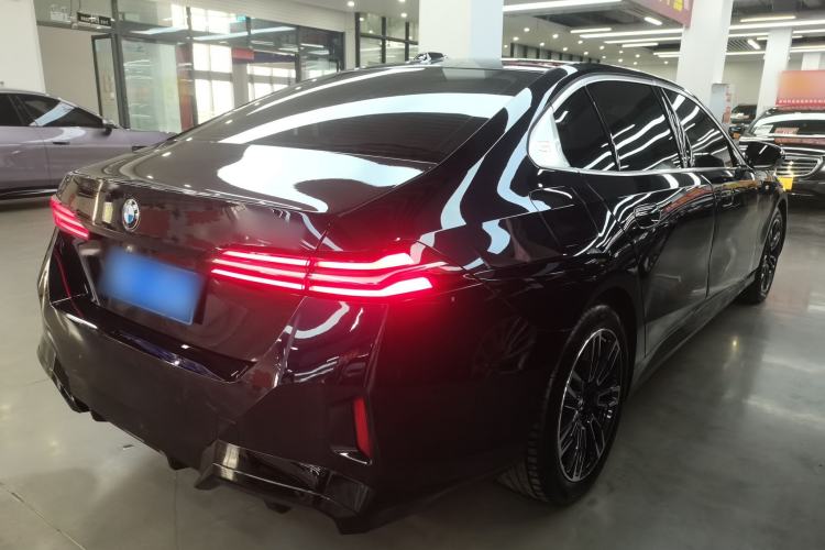 Used BMW 5 Series 2024 530Li Leading Model M Sport Package
