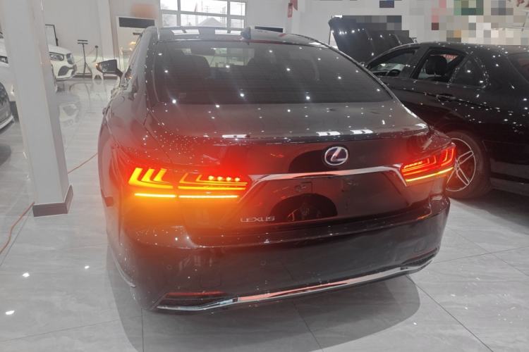 Used Lexus LS 2021 500h Excellence Edition

