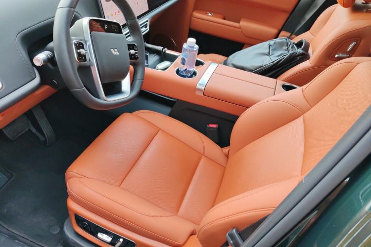 Used Li Auto L8 2025 Ultra Smart Refreshed Edition
