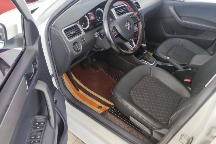 Used Skoda Rapid 2019 1.5L Automatic Comfort Edition China VI Standard
