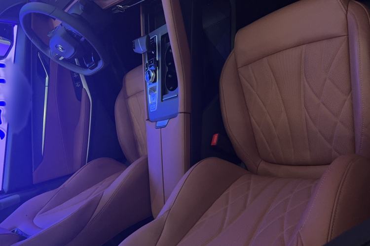 Used Changan CS75 PLUS 2024 3rd Generation Champion Edition 1.5T Intelligent Drive Dynamic Model
