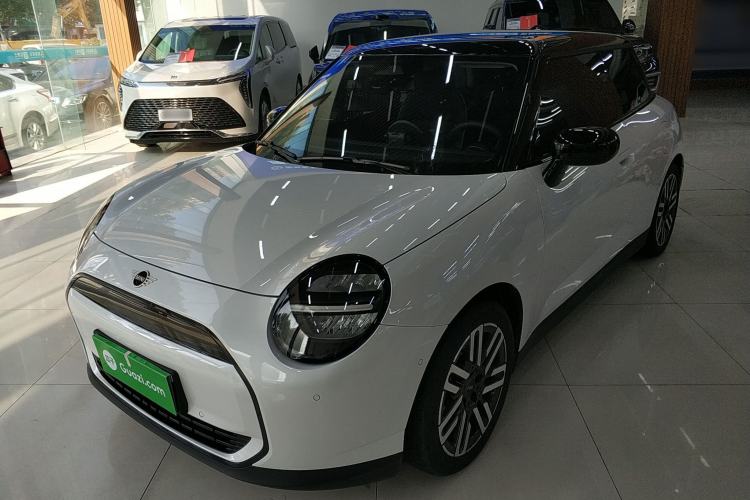 Used MINI Electric MINI COOPER 2024 456km COOPER E Classic Edition