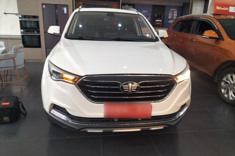 Used Bestune X40 2019 1.6L Automatic Luxury Edition China VI
