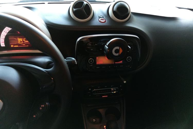 Used  forfour 2016 1.0L 52 kW Dynamic Edition
