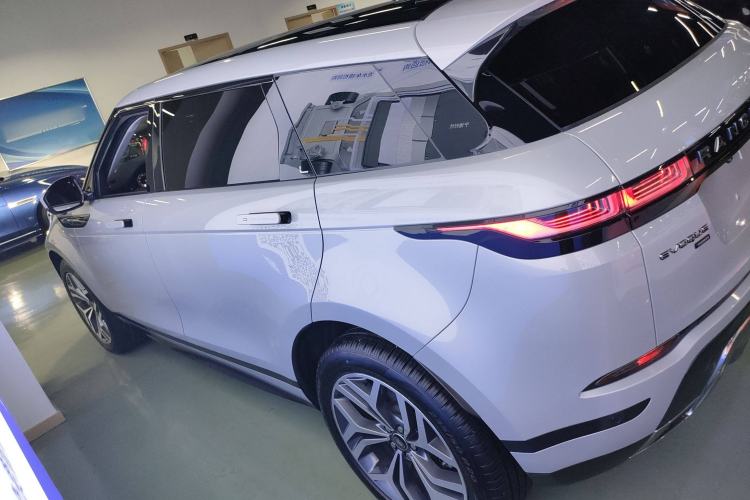 Used Land Rover Range Rover Evoque 2023 Aurora L 249 PS Luxury Edition
