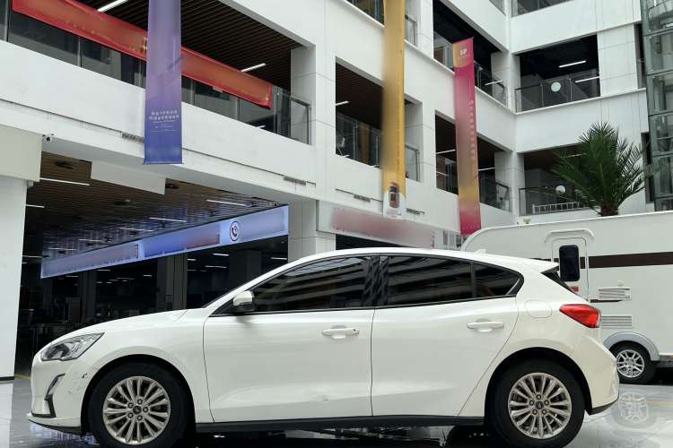 Used Ford Focus 2019 Hatchback 1.5L Automatic Trendy Version China VI Standard

