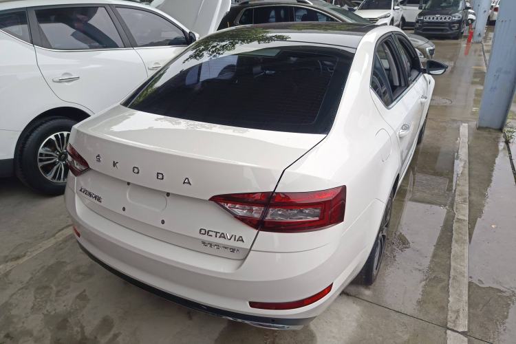 Used Skoda Octavia 2018 TSI280 DSG Luxury Edition
