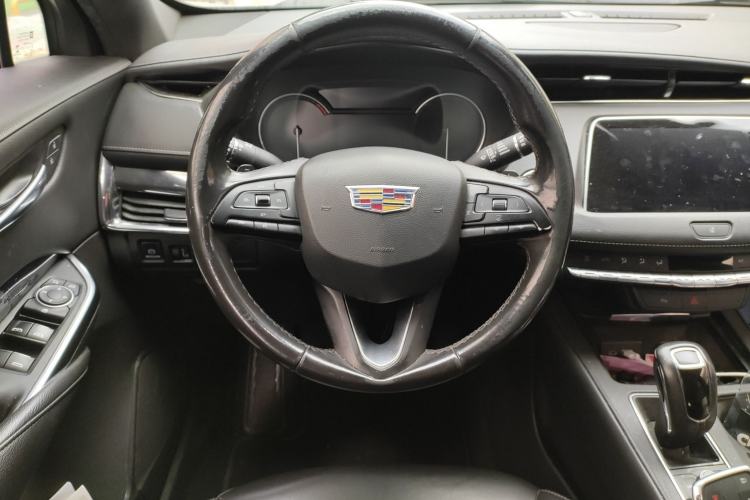 Used Cadillac XT4 2018 28T Two-Wheel Drive Tech Version