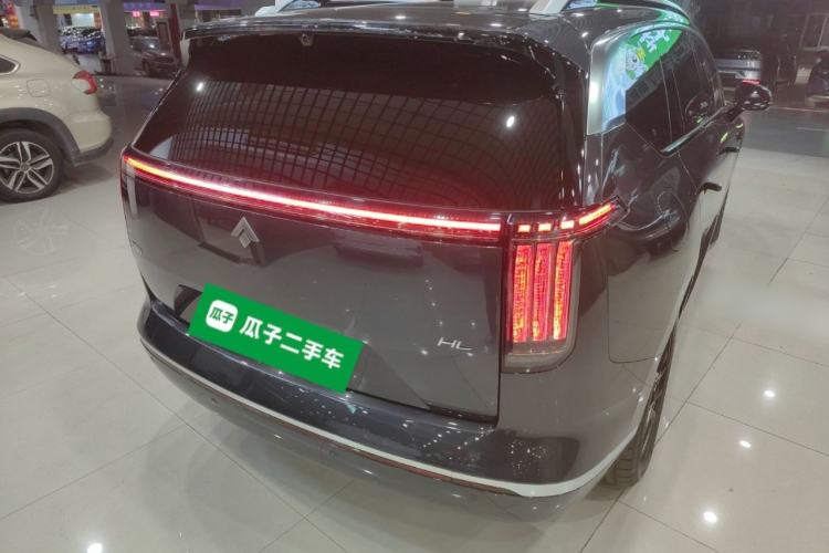 Used  HL 2025 350 Max Six-Seater LiDAR Version
