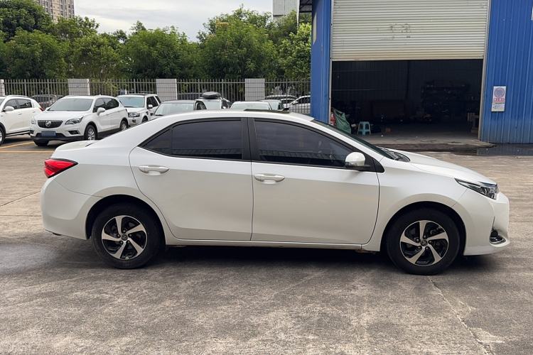 Used Toyota Levin 2017 Revised Version 185T CVT Elite Edition China VI Standard
