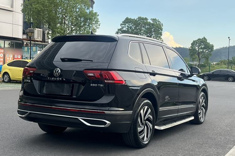 Used Volkswagen Tiguan L 2023 Revised Version 330TSI Automatic Two-Wheel Drive Smart Enjoyment Edition
