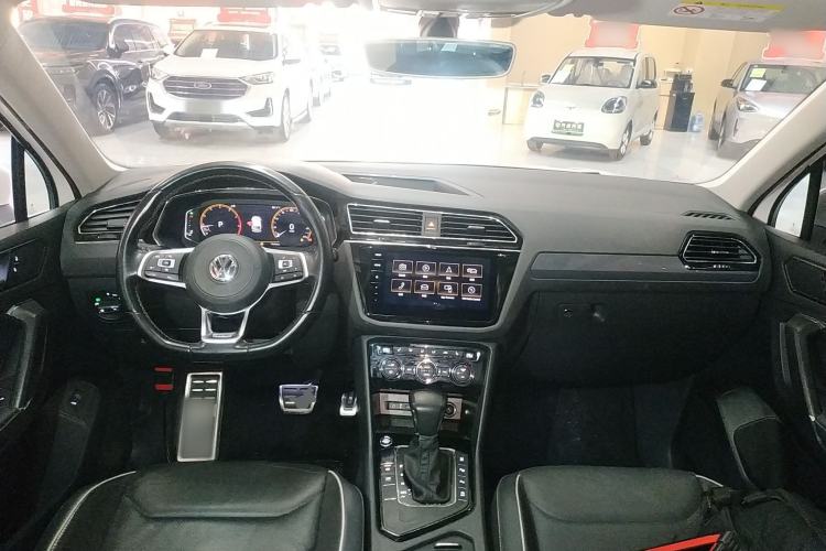 Used Volkswagen Tiguan L 2019 330TSI Automatic Two-Wheel Drive R-Line Flagship Edition China V Standard
