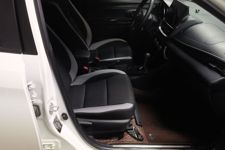 Used Toyota YARiS L 2022 X-Trail 1.5L CVT Leading PLUS Edition
