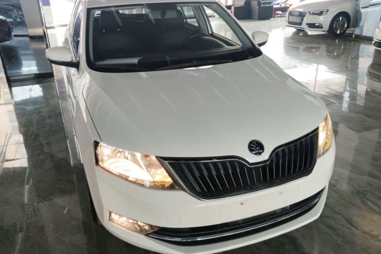 Used Skoda Rapid Spaceback 2019 1.5L Automatic Comfort Edition
