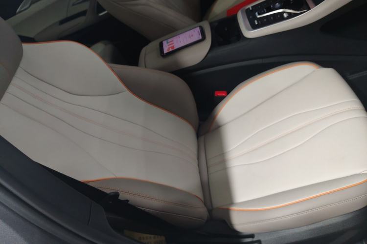 Used BYD Song Pro New Energy 2024 HONOR Edition DM-i 110KM Beyond Model
