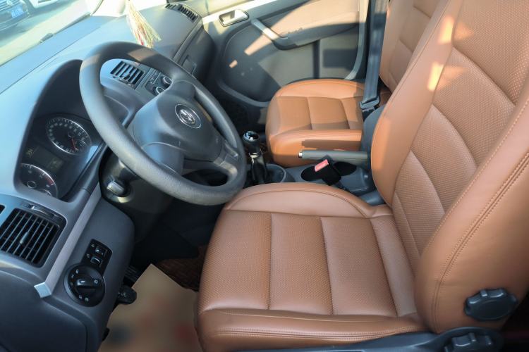 Used Volkswagen Touran 2015 1.4T Manual Fashion Edition 5-Seater
