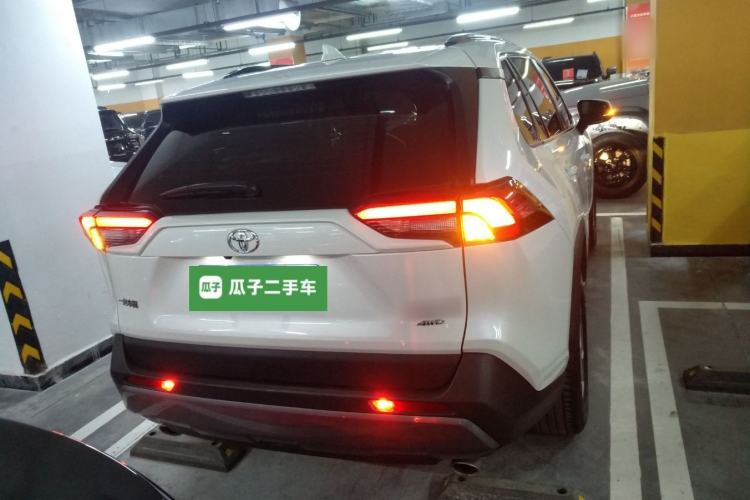 Used Toyota RAV4 2020 2.0L CVT 4x4 Trend Edition
