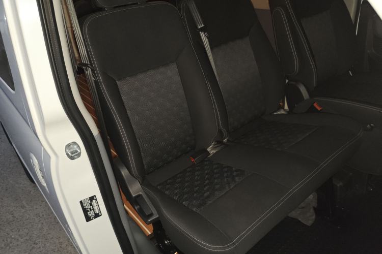 Used SAIC MAXUS Xintu V80 2024 Aotuntong 6AMT Short Wheelbase Ultra-Low Roof 147 Ps 5/6 Seats