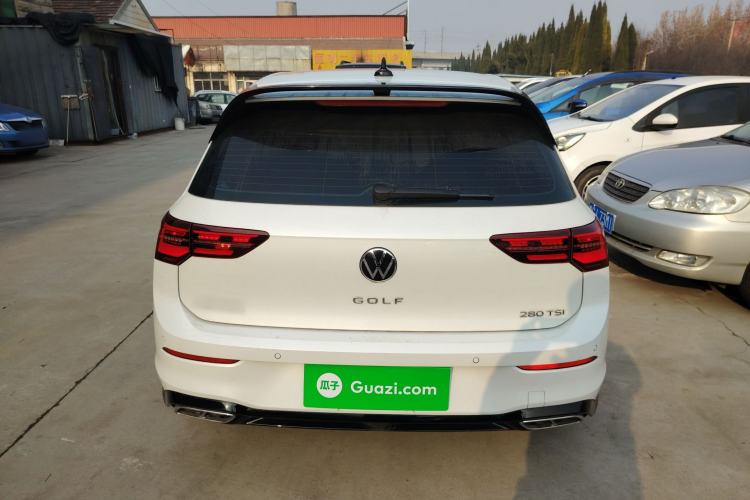 Used Volkswagen Golf 2023 Facelift 280TSI DSG R-Line
