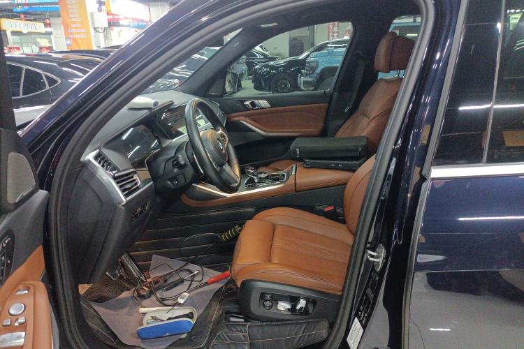 Used BMW X7 2022 xDrive40i Luxury M Sport Package
