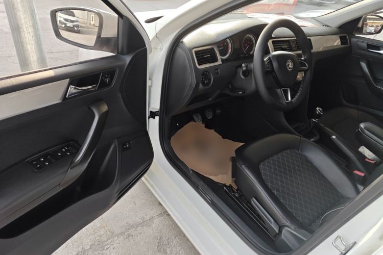 Used Skoda Rapid 2018 1.4L Manual Comfort Edition