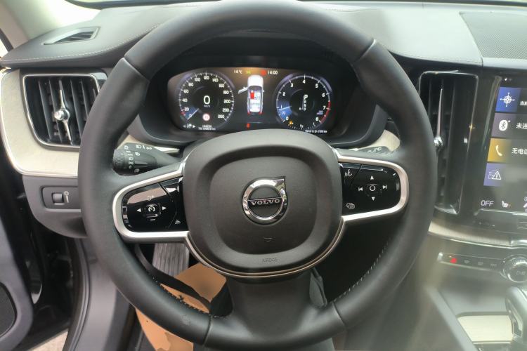 Used Volvo XC60 2019 T5 4x4 Zhiya Luxury Edition China V Standard
