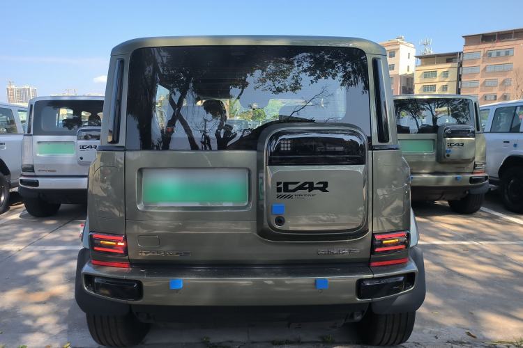 Used  V23 2025 401 Two-Wheel Drive Advanced Edition
