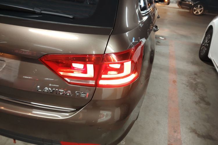 Used Volkswagen Gran Lavida 2013 1.4 TSI Automatic Comfort Model