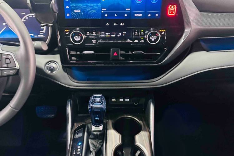 Used Toyota Crown Land Cruiser 2023 2.5L HEV Four-Wheel Drive Prestige Edition
