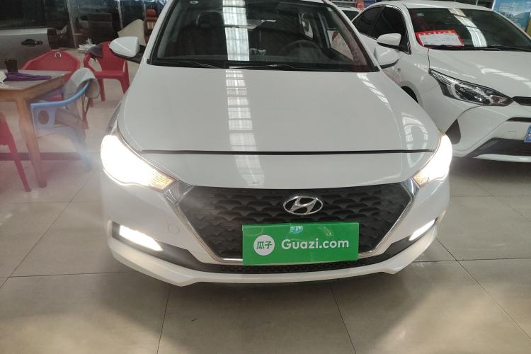 Used Hyundai Verna RV 2017 1.4L Automatic Sport Version National Emission Standard V
