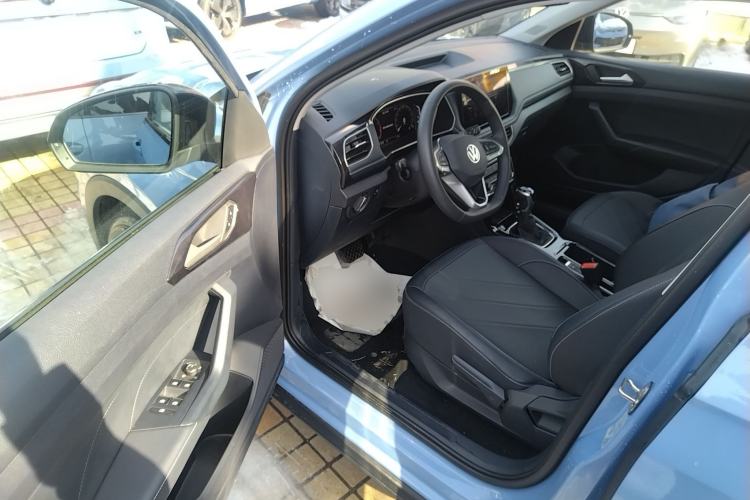 Used Volkswagen Tharu 2025 NewRui 300TSI Prestige Edition
