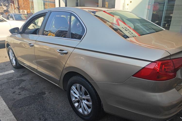 Used Volkswagen Bora 2017 1.6L Automatic Fashion Model