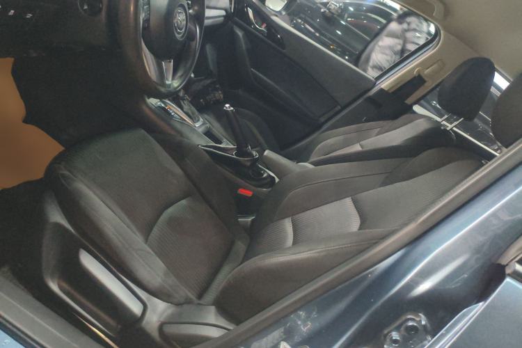 Used Mazda Mazda 3 Axela 2016 Sedan 1.5L Automatic Comfort Model
